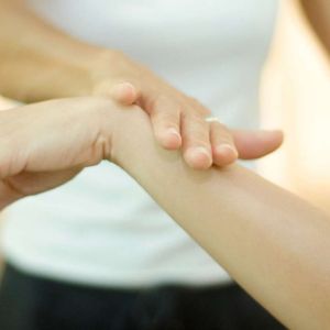 What You Need to Know About Intuitive Kinesiology